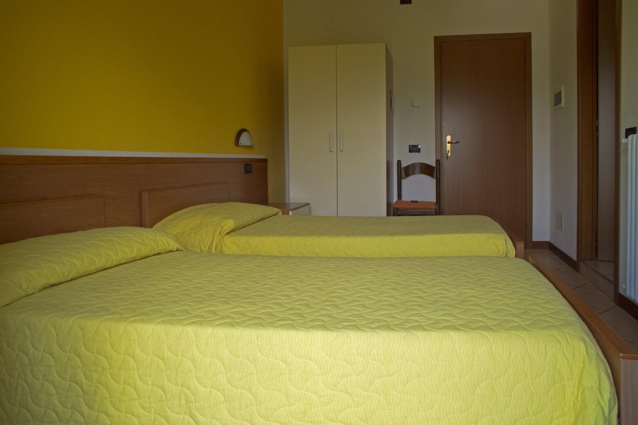 Albergo Ristorante Innocenti Ardenno Extérieur photo