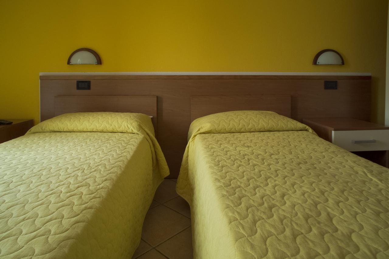 Albergo Ristorante Innocenti Ardenno Extérieur photo