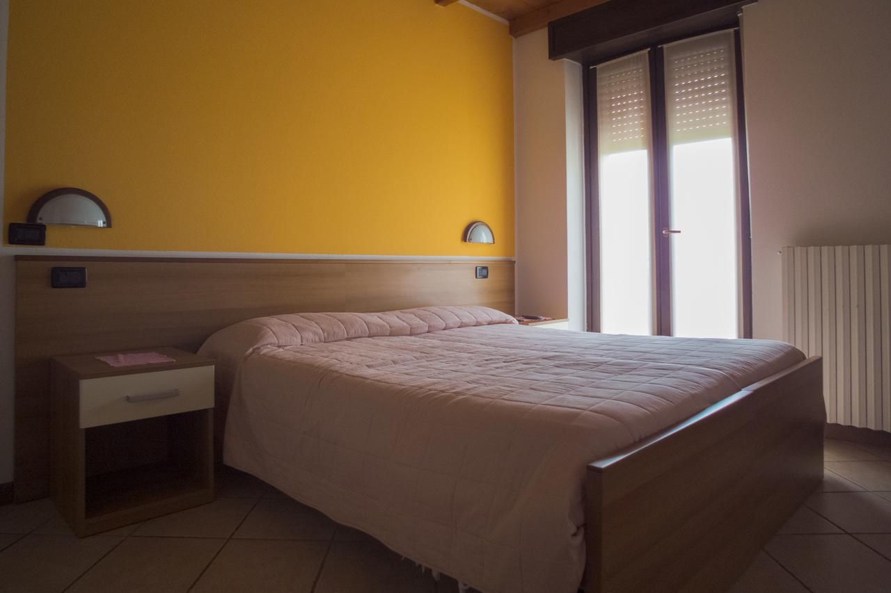 Albergo Ristorante Innocenti Ardenno Extérieur photo