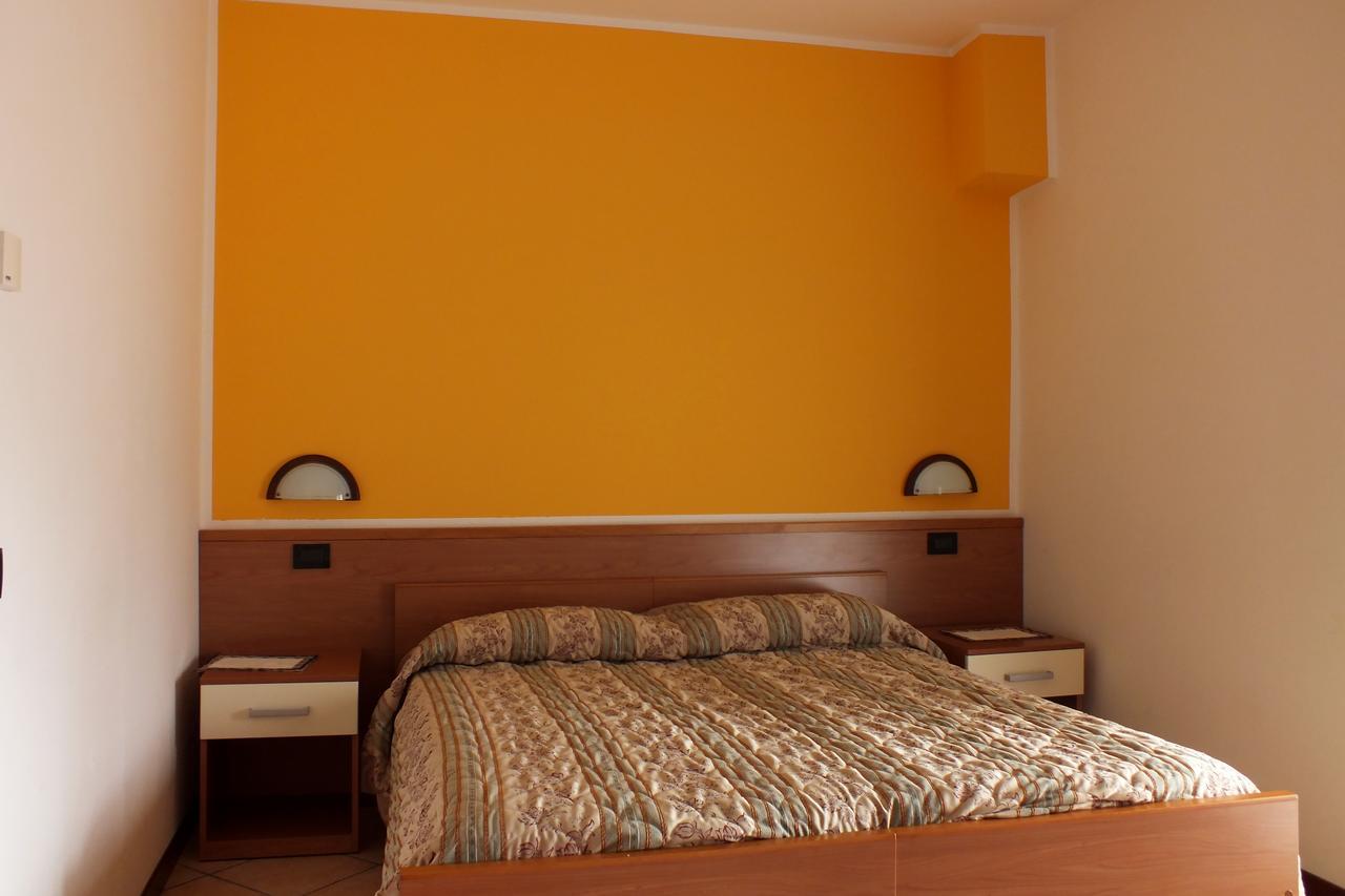 Albergo Ristorante Innocenti Ardenno Extérieur photo